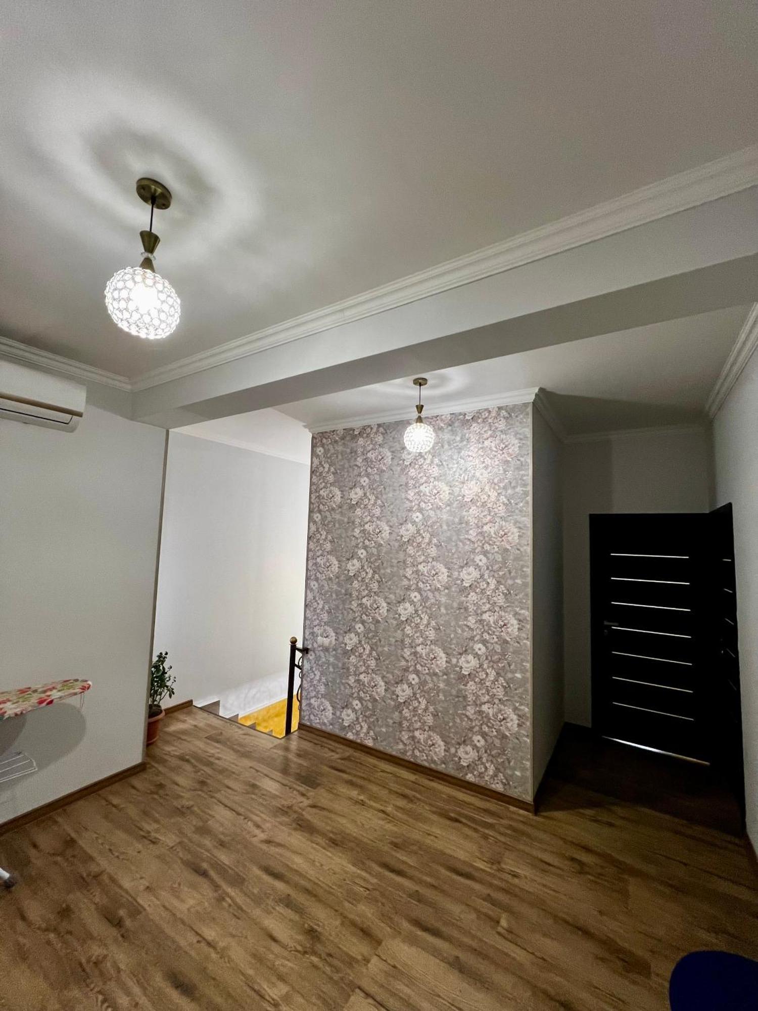 יירבאן New , Comfortable 3 Bedroom House מראה חיצוני תמונה